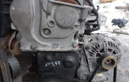 двигатель в сборе Renault Megane 2  K4J730 2005