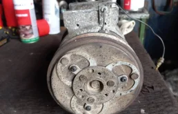 компрессор кондиционера Mitsubishi Pajero 2  4D56 2000