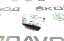 Зеркальный элемент Skoda Octavia 2015 5E0857521 A7 (5E) 2.0 CRMB, левый