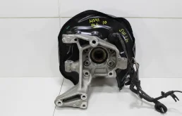 Кулак AUDI Q3 2014 3C0505433G 8U, задний левый