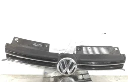 Решетка радиатора Volkswagen Golf 6 поколение (2008-2015) дизель 1.9 TDI Механика Х/б