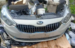 Ноускат Nose Cut Kia Cerato 2013-2018 64101A7600, передний