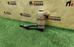 Бачок гур Mitsubishi L200 2011 MR995028 KB4T 4D56-6-20L