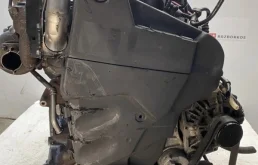 Двигатель Renault Megane 2 7701476611 K9K732