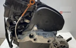 Двигатель Volkswagen Polo 036100098PX BUD