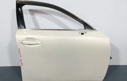 ДВЕРЬ LEXUS IS200 IS200T IS250 IS300 IS300H IS350 6700153090 ПЕРЕДНЯЯ ПРАВАЯ белый, 085 YE092
