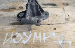 Кронштейн кпп Ford Focus 2 2009 1322569 1.8 QQDB, задний