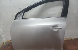 Дверь Chevrolet Cruze 2012 95987757 ХЭТЧБЕК F18D4, передняя левая