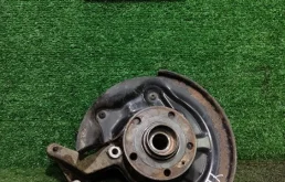 Кулак поворотный Skoda Yeti 2014 3C0505434G CDAB, задний правый