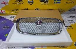 Решетка радиатора Jaguar XF X250 2007-2011 XF I (2007—2011) 306DT 2010