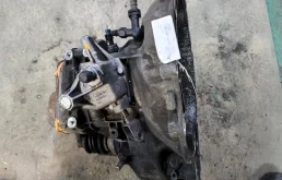 Механическая коробка передач Opel Astra H 2010