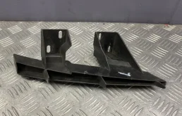 Крепление бампера Audi q7 2006 4L0807333A 4LB BAR, переднее левое