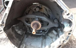 КПП (Коробка передач механическая) EDZ Jeep Cherokee KJ 0.0 0