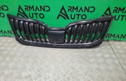 Решетка радиатора Skoda Octavia 2017-2020 5E0853653C041 3 A7 (5E)