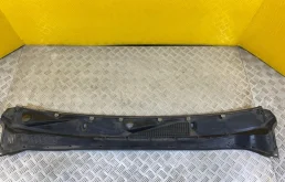 Дождевик Nissan Navara (D40) 2004-2015 2012 66862EB400 2.5 D YD25DDTI