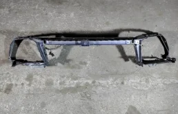 Передняя панель крепления облицовки (телевизор) Land Rover Freelander II (2006-2014) 2014 LR022102 2.2 D 224DT