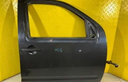 Дверь передняя правая Nissan Navara (D40) 2004-2015 2009 80100EB330 2.5 D YD25DDTI