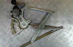 Стеклоподъемник электр. передний правый Toyota Hilux (2005-2015) 2014 857100K010 ПИКАП 2.5 D 2KDFTV