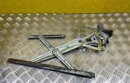 Стеклоподъемник электр. передний правый Toyota Hilux (2005-2015) 2013 857100K010 2.5 D 2KDFTV