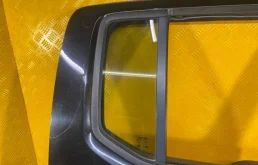 Стекло двери задней правой (форточка) Nissan Navara (D40) 2004-2015 2007 82262EB320 ПИКАП 2.5 D YD25DDTI
