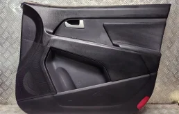 Обшивка двери передняя правая Kia Sportage III SL (2010-2016) 2013 823083U020XI 2.0 I G4KD