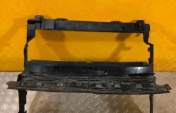 Дефлектор радиатора Land Rover Range Rover Sport II (2013-2022) 2016 LR033397 3.0 D SDV6