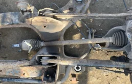 Полуось задняя (приводной вал, ШРУС) Land Rover Range Rover Evoque I (2011-2018) 2011 LR024763 2.2 D 224DT