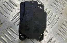 Моторчик заслонки печки Land Rover Range Rover Evoque I (2011-2018) 2014 LR048448 2.2 D 224DT