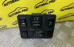 Блок кнопок Toyota Hilux (2005-2015) 2014 554460K070 ПИКАП 2.5 D 2KDFTV