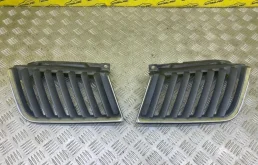 Решетка радиатора Mitsubishi L200 (2006-2015) 2008 7450A187 ПИКАП 2.5 D 4D56