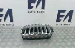 Ноздри решетка радиатора BMW X6 2011 7171395 E71 4.4, левые