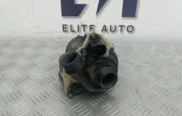 Помпа водяной насос BMW X6 2010 11517632426 E71 3.0