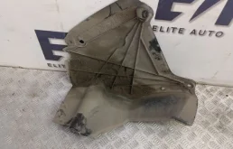 Защита днища Audi A4 2012 8K0825219 B8 1.8, задняя правая