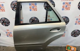 Дверь задняя левая Mercedes benz ML320 2006 A1647300105 W164 OM642