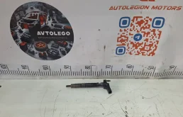 Форсунка топливная Audi A6 2010 03L130277 C6 CAHA