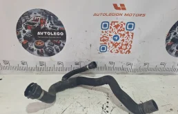 Патрубок охлаждения Audi Q5 2011 8R0121049B 8R CAEB