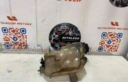 Бачок расширительный Land Rover Range Rover Sport 2012 LR020367 L320 306DT