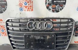 Решетка в бампер Audi A7 2012 4G8853651C 4G CGXB