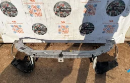 Передняя панель (Телевизор) Land Rover Freelander 2009 LR000023 L359 3.2L I6 (B6324S)