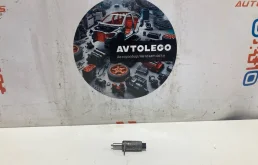 Клапан электромагнитный Audi Q5 2010 06E103697G 8R CALB