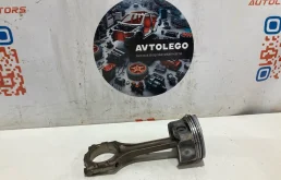 Поршень с шатуном VW Touareg 2012 03H198401A NF CGRA
