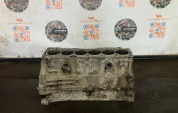 Блок цилиндров Land Rover Freelander 2009 LR001402 L359 3.2L I6 (B6324S)