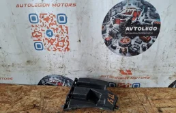 Кронштейн Volvo S60 2013 30796626 B5254T12