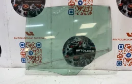 Стекло заднее левое Volvo S60 2015 31335324 B5254T12