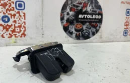 Замок крышки багажника Audi A3 2016 4H0827505A 8V CNTC