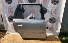 Дверь Volvo XC90 2009 30796485 B8444S, задняя правая