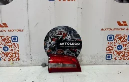 Фонарь в крышку багажника левый Volvo S60 2013 30796271 B5254T12