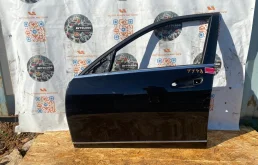 Дверь передняя левая Mercedes benz C350 2011 A2047200105 W204 272.961