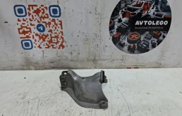 Кронштейн Audi A4 2013 8K0399060L B8 CPMA