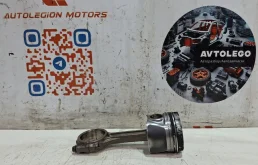 Поршень с шатуном VW Passat 2015 06H107065DL B8 CVCA